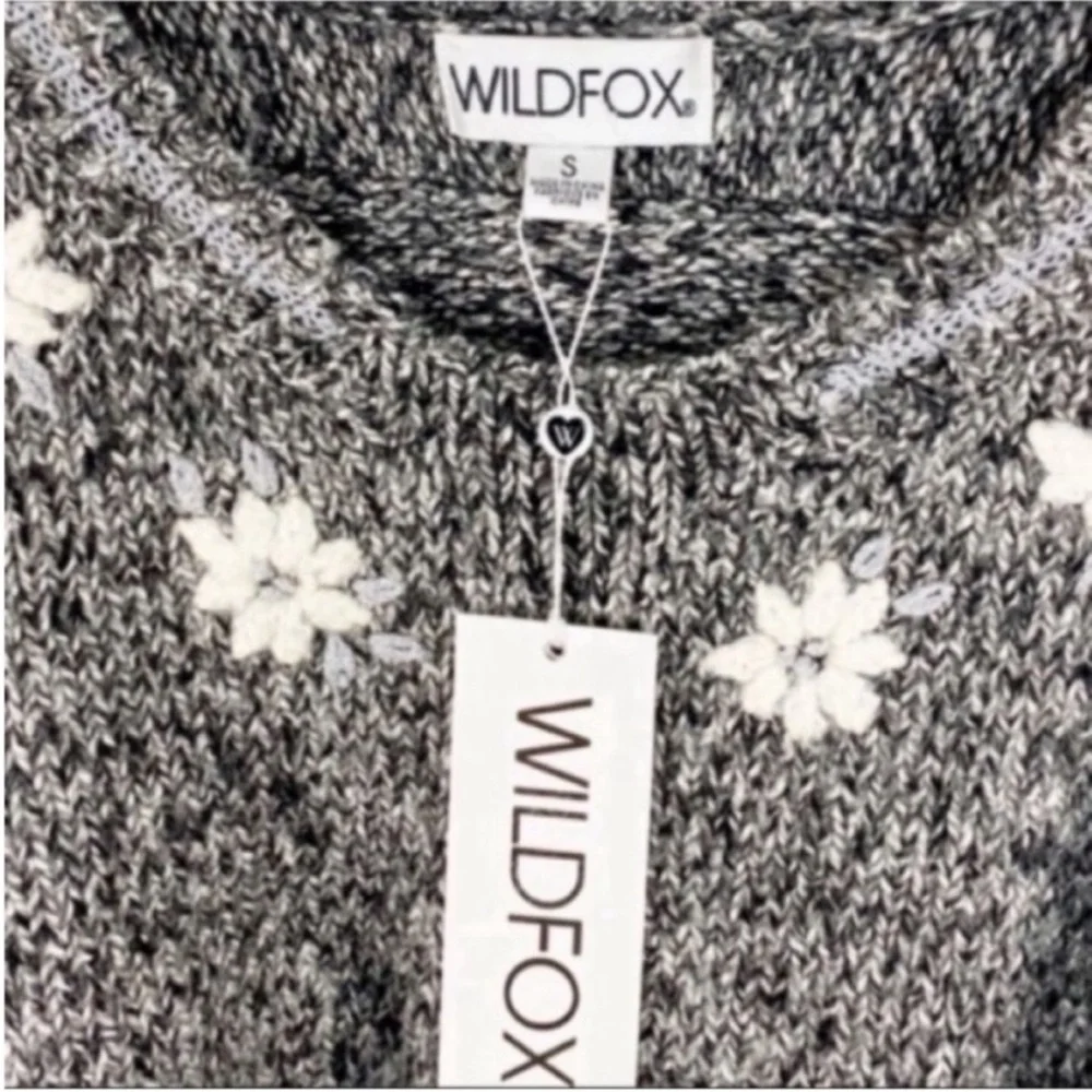 WILDFOX flower field Lewis sweater NEW